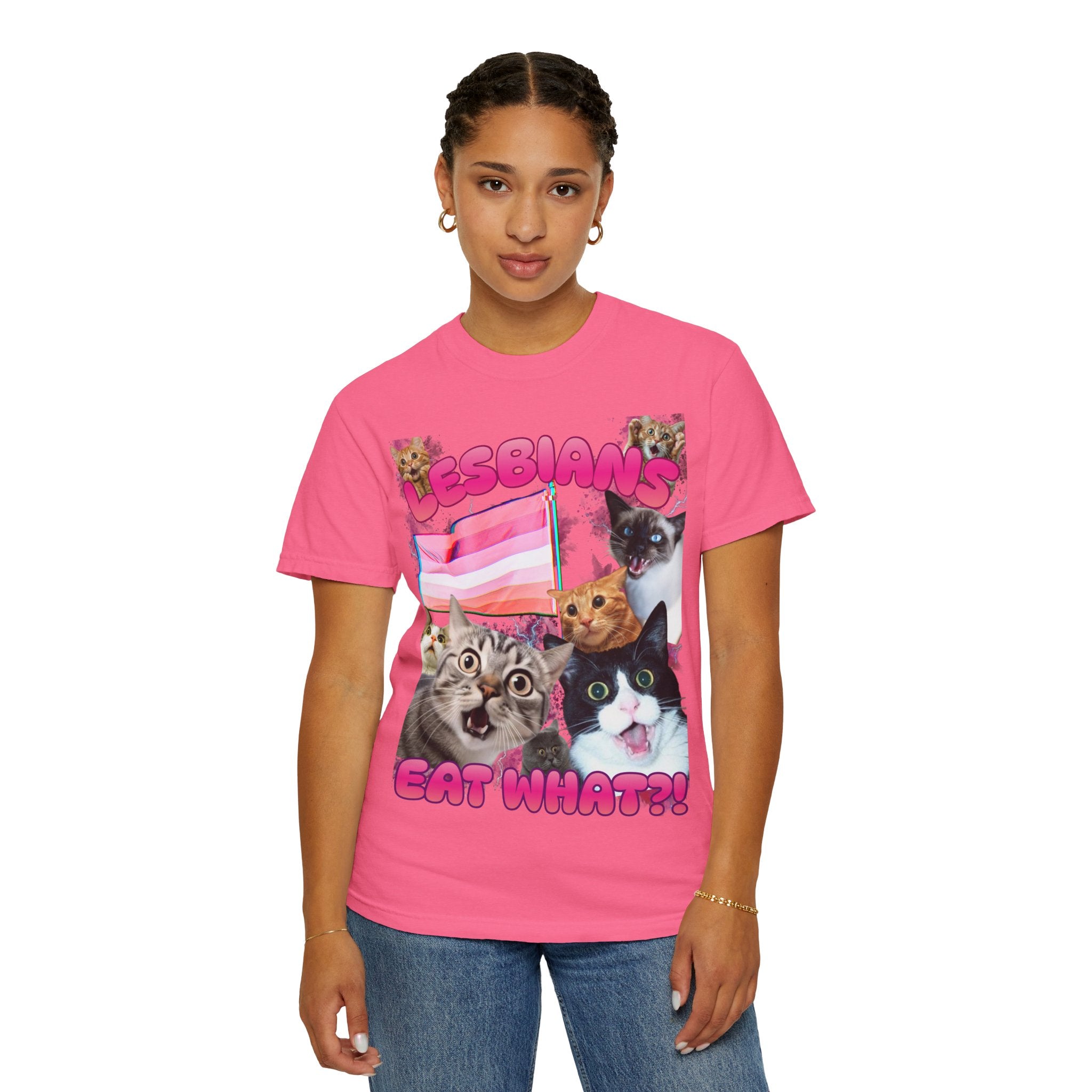 Lesbians Eat What?! Shocked Cats Unisex Garment-Dyed T-shirt